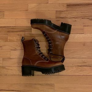 Leona boots in butterscotch